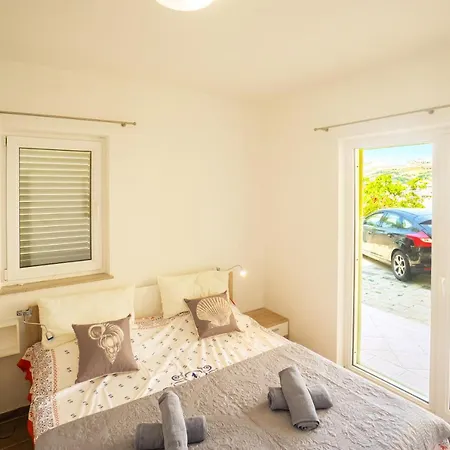 Sopic Apartman *