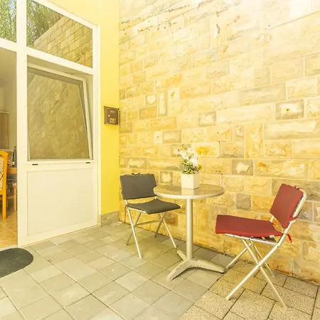 Sopic Apartman Pag Town